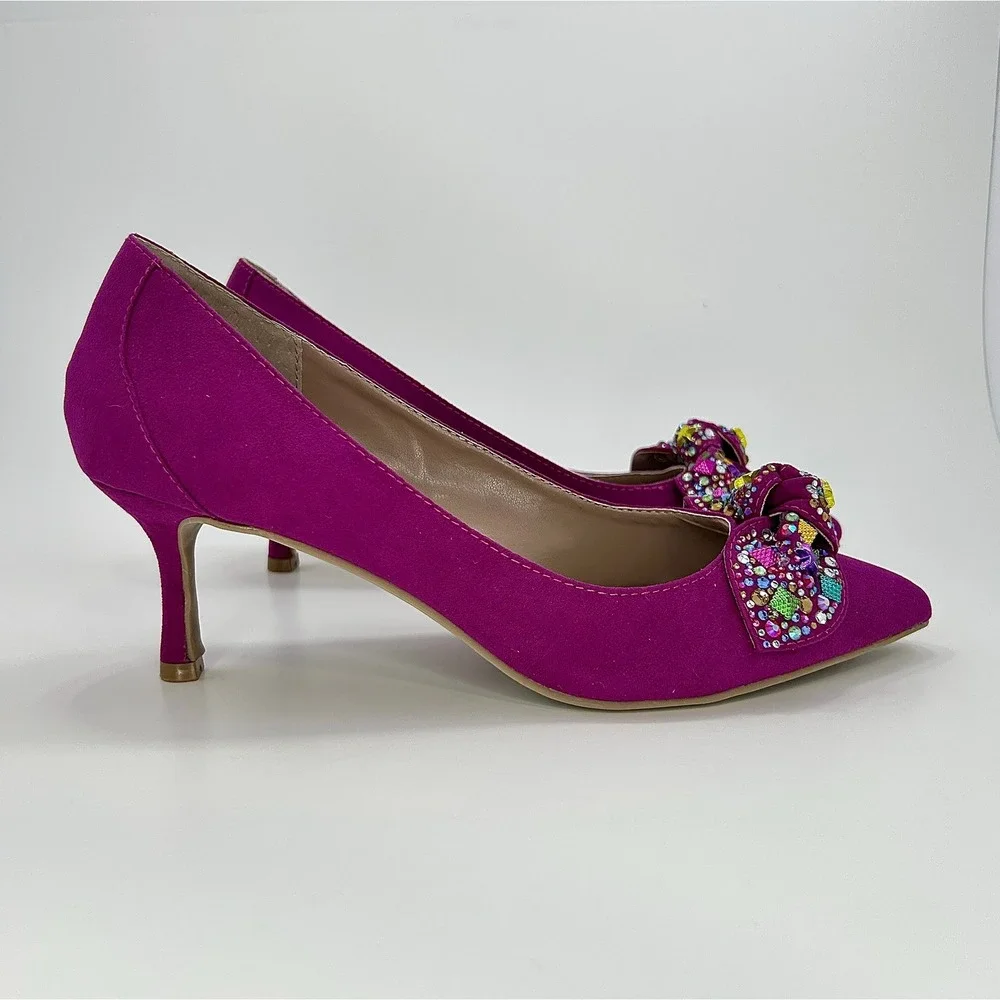 Betsey Johnson Axle Fuchsia Pink Jeweled Bow Kitten Heel Pumps 8M NWOB Wedding - Picture 2 of 10